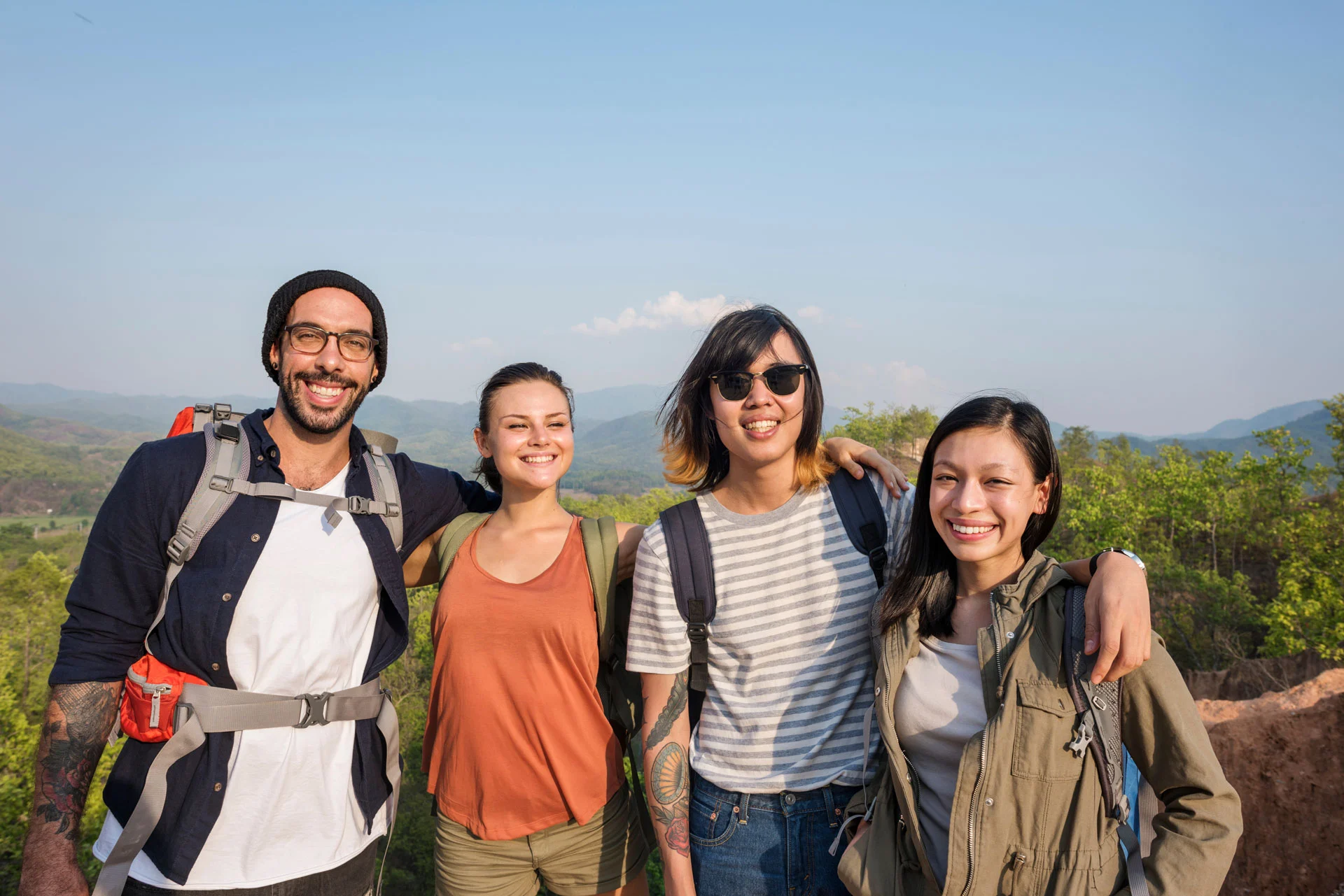 66017848_L_Normal_None group of happy friends hiking, symbolizing support in opioid addiction recovery.