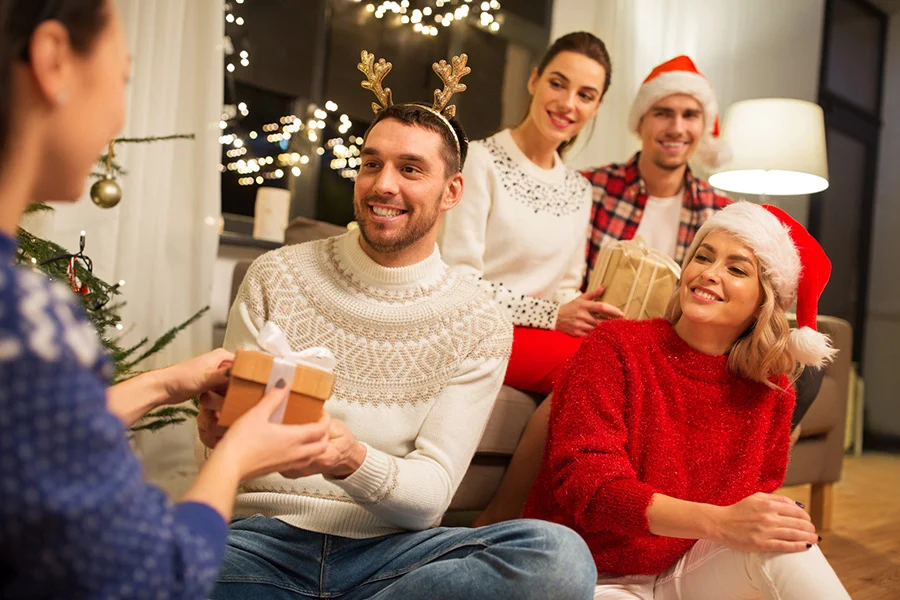 a man staying sober and refusing to drink alcohol in family gatherings.