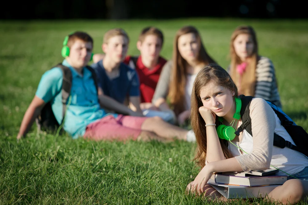 Teen-Peer-Pressure-Montana teens peer pressuring a girl in montana to do drugs with them